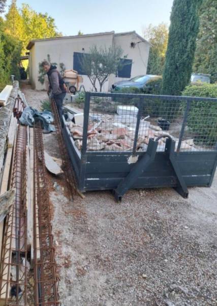 Obtenir un devis pour location de benne gravats 3m3 à Marseille, Salon de Provence et Mallemort