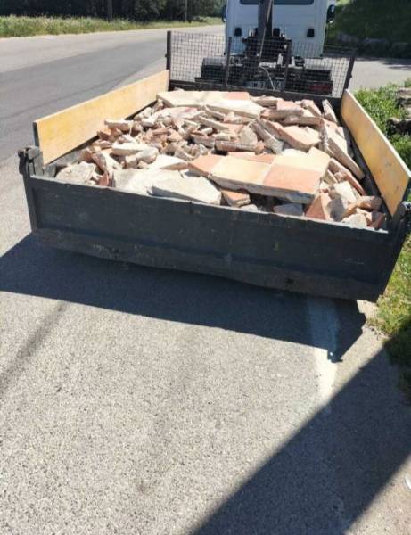 Service de location de benne 4m3 gravats à Eguilles 13510 près d'Aix en Provence et Ventabren