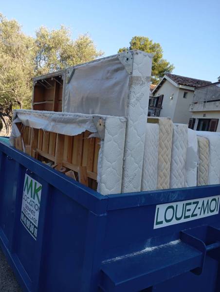  benne DIB 8m3 à Marseille et Aix en Provence