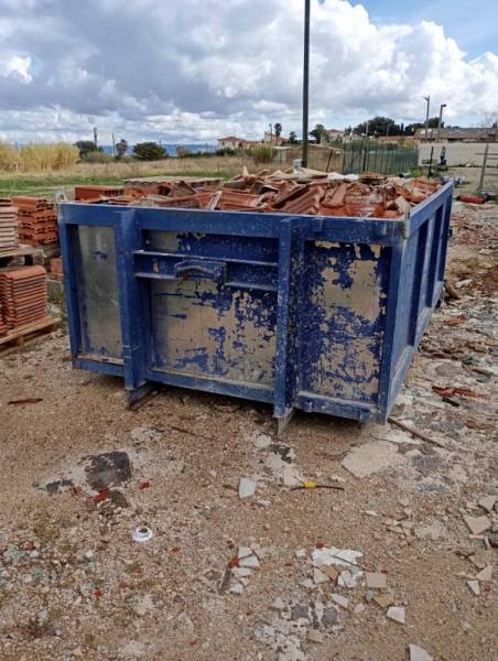 Location benne 7m3 gravats à Marseille proche du Rove, Gignac la Nerthe, Ensues la Redonne, Carry le Rouet et l'Estaque
